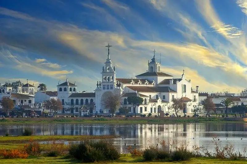 Vista de Almonte para el directorio de Empresas de alquiler de maquinaria