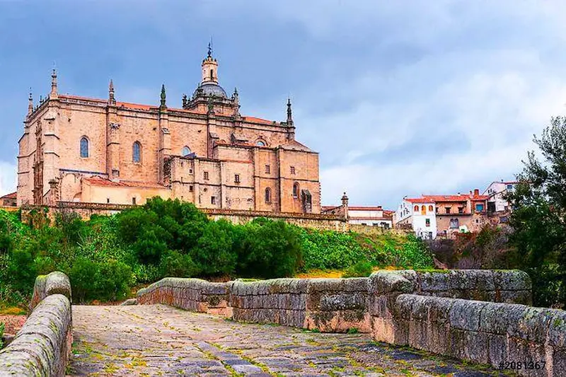 Vista de Coria para el directorio de Empresas de alquiler de maquinaria