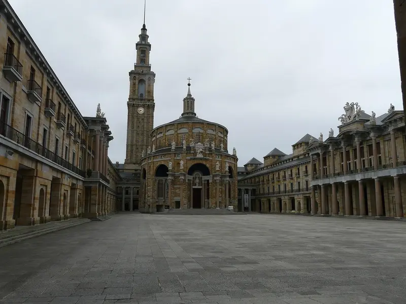 Vista de Gijón para el directorio de Empresas de alquiler de maquinaria