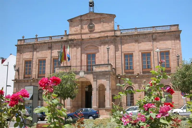 Vista de Linares para el directorio de Empresas de alquiler de maquinaria