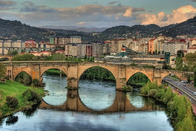Vista de Ourense para el directorio de Empresas de alquiler de maquinaria