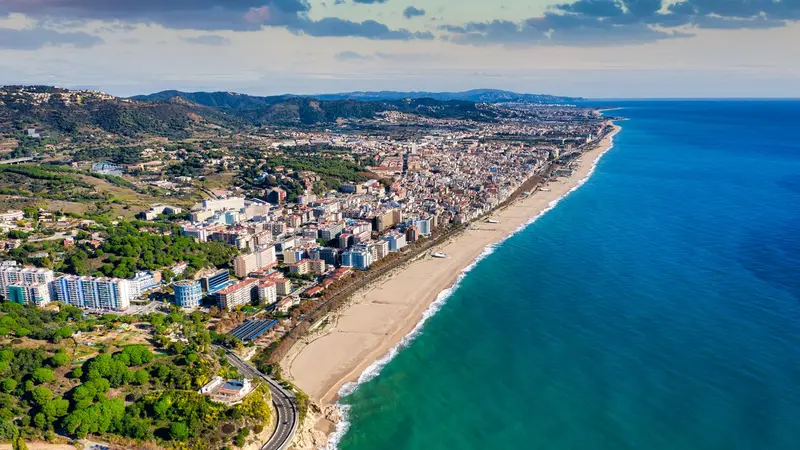Vista de Pineda de Mar para el directorio de Empresas de alquiler de maquinaria